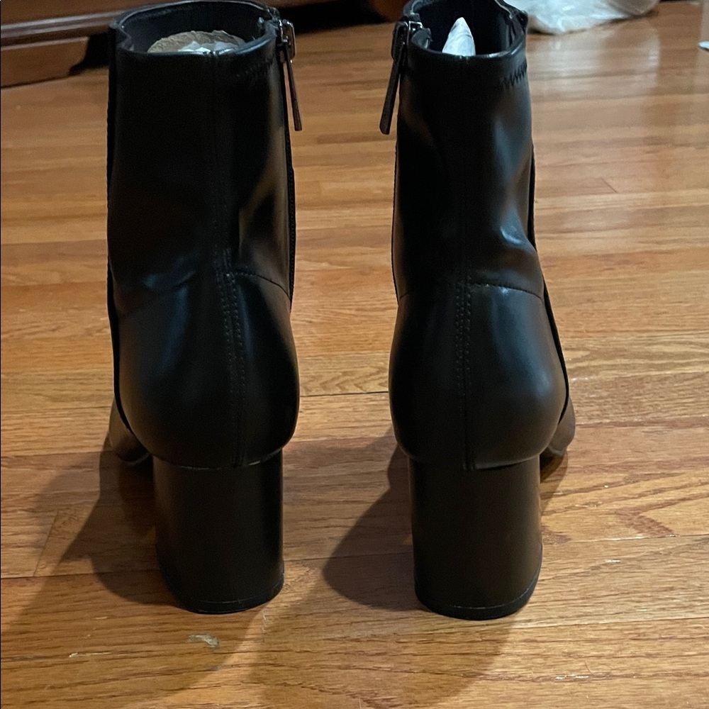 Anne Klein Black 8-1/2 Ankle Booties new without the box - Picture 4 of 8
